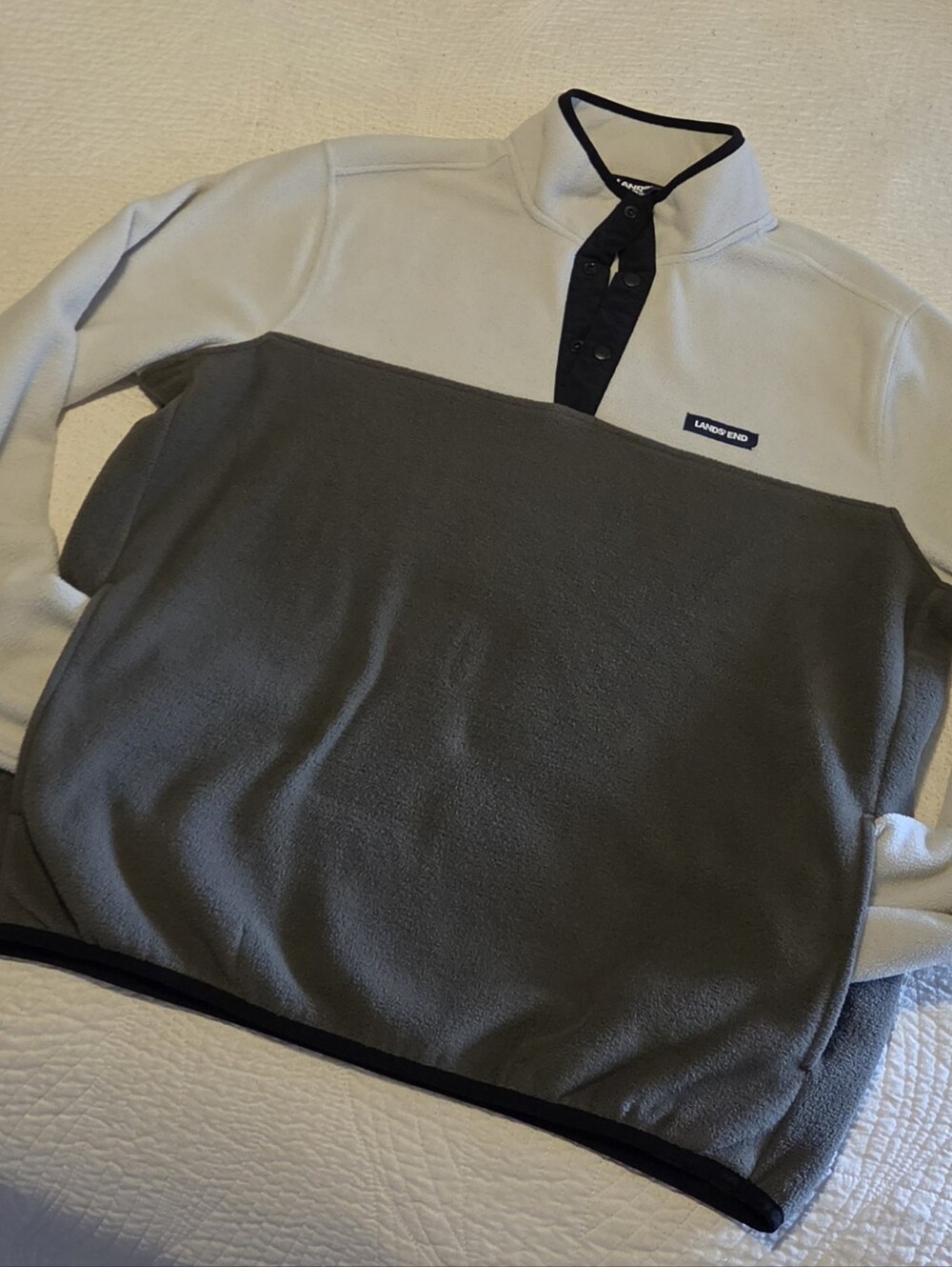 Lands' End Two-Tone Cream and Olive Snap Fleece Pullover, Size Large